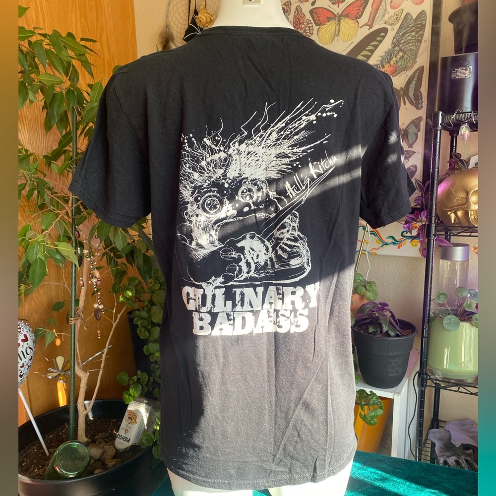 Hell’s Kitchen official merchandise ’Culinary Badass’ black shirt. Size medium.